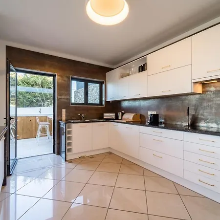 Appartement Izabel Ocean View *