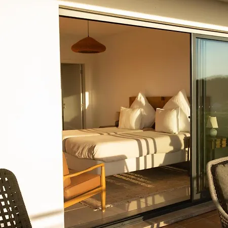 Апартаменты Izabel Ocean View