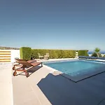 Izabel Ocean View * אלג'זור